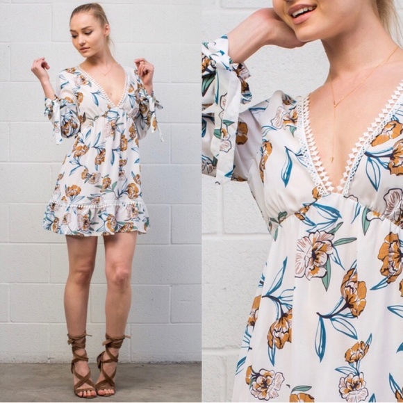 💕💐BOHO DRESS 👗🏝 - Picture 6 of 7